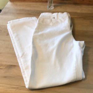 Gloria Vanderbilt white jeans